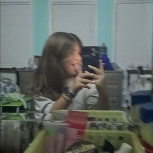 Meet your Posher, Hydee